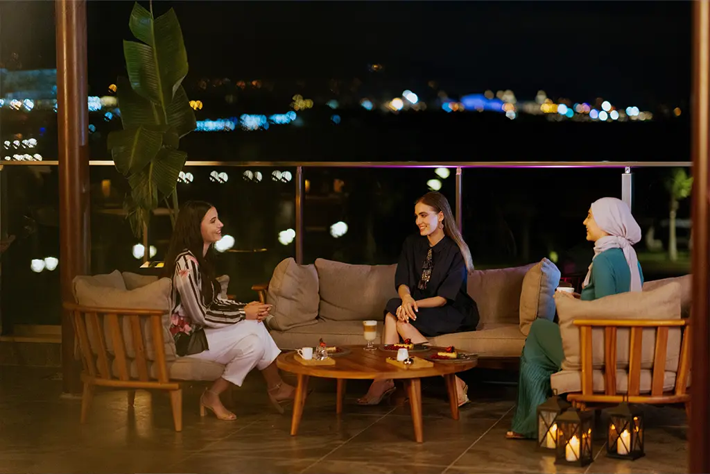 Adenya Hotels Aile Oteli